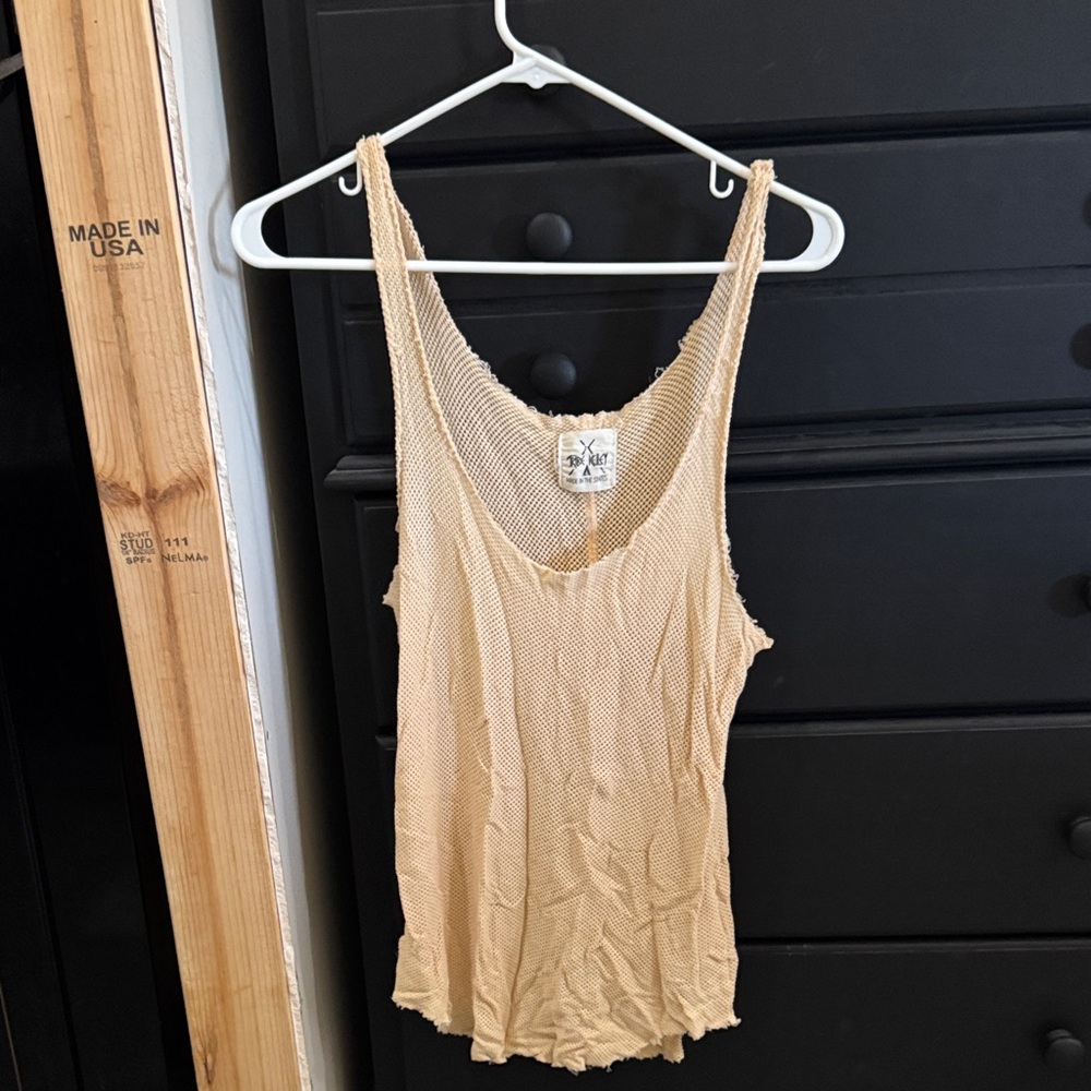 Chic Beige Women's Tank Top